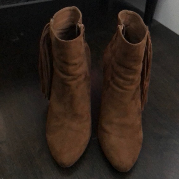 Great faux suede fringe boots!!!! - Picture 3 of 5